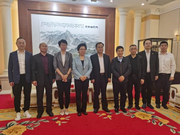 中国饭店协会韩明会长一行到潮州调研交流
