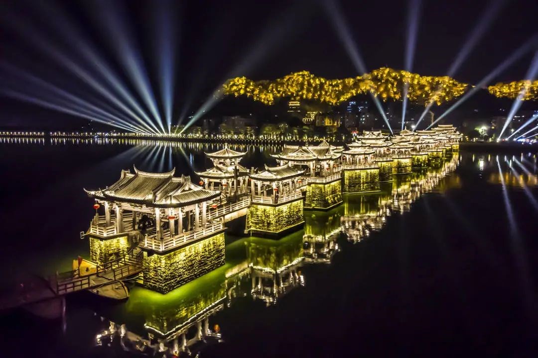 线路旅游1.jpg