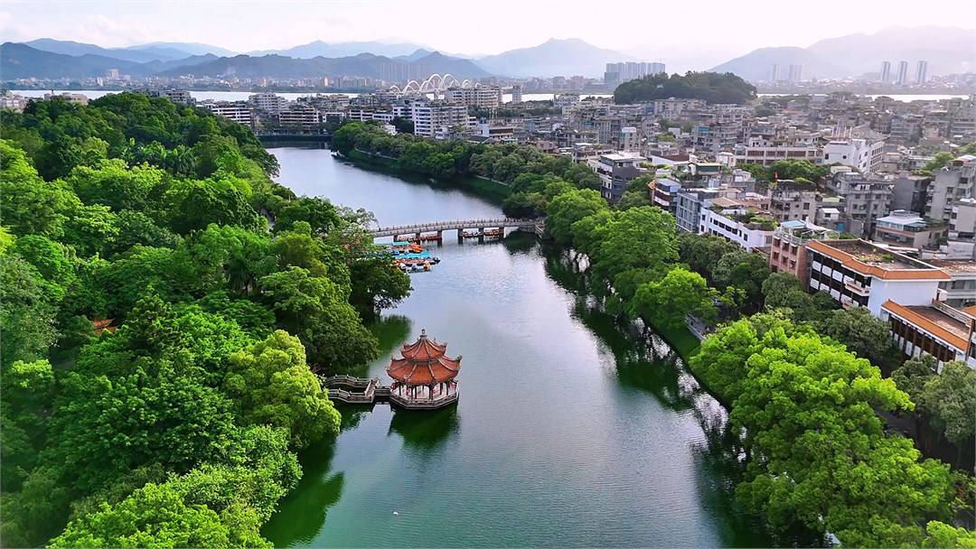 潮州:古城晨韵