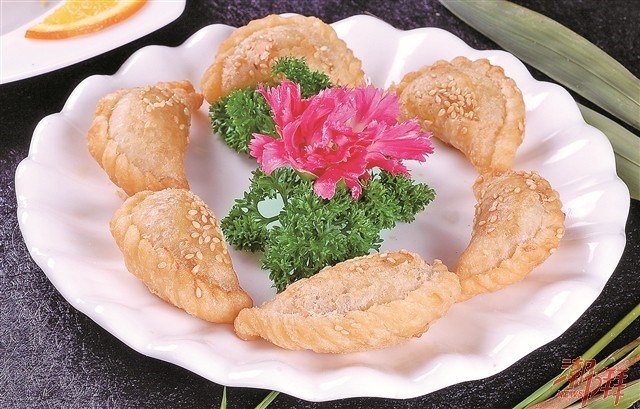 三月酥饺香 一口咬春光