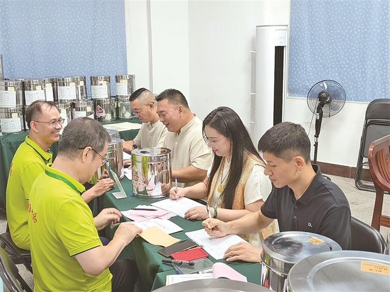 第八届广东潮州凤凰单丛茶争霸赛启动收样 7月1日截止茶样收集